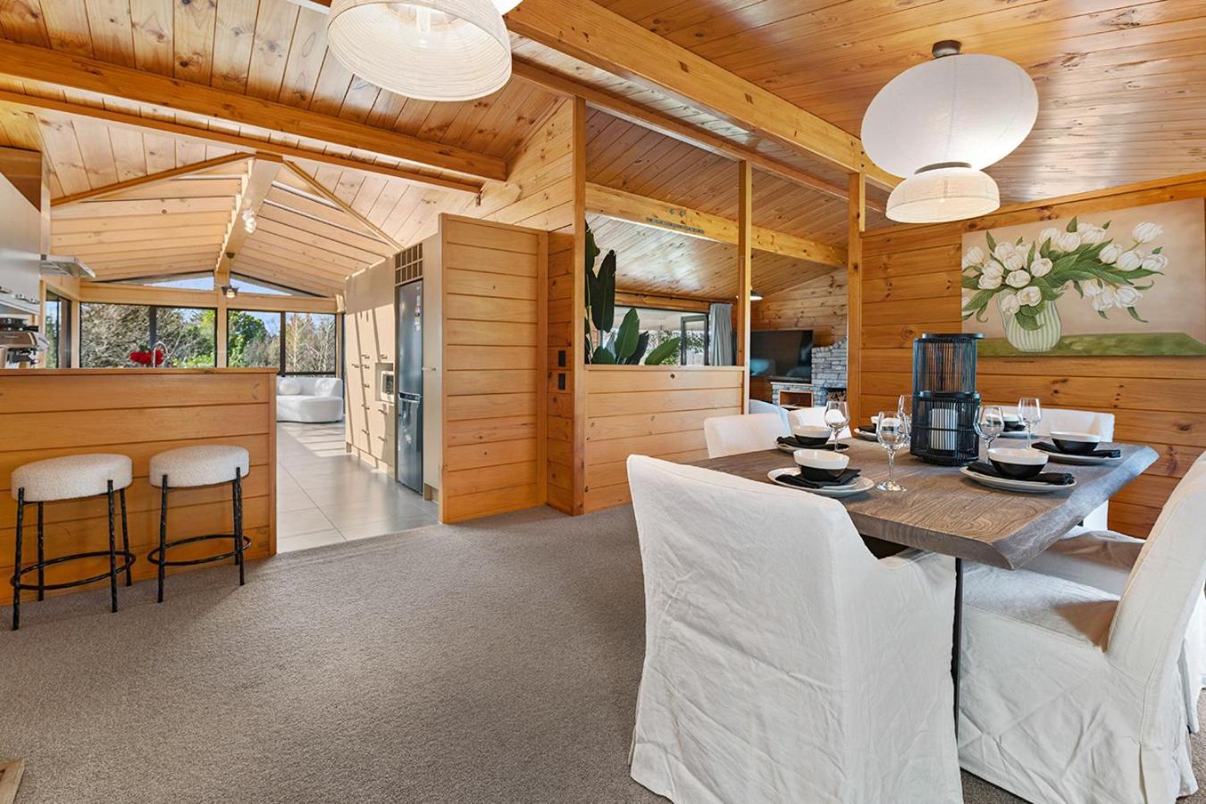 Mountviews Lodge Taupo Exterior foto